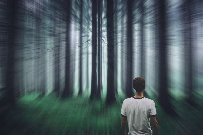 ¿Por qué el cerebro crea realidades que no existen?